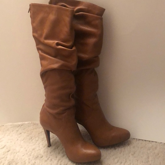 Talk boots. Brand new. Natural soft leather. - Picture 2 of 2
